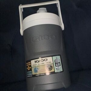 Igloo cooler